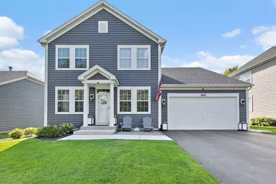 360 Fountain Avenue, Elgin, IL 60124 - Photo 1