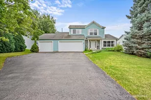 2107 Bridgewater Dr, Belvidere, IL 61008 - Photo 1