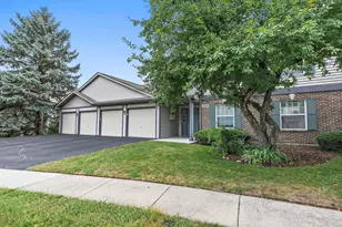 1104 Yorkshire Ct, Elgin, IL 60120 - Photo 1