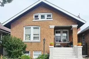 5725 S Troy St, Chicago, IL 60629 - Photo 1