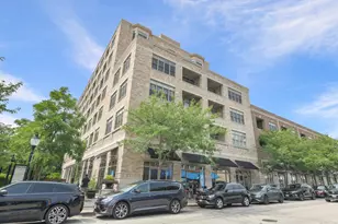 10 S Dunton Ave, Arlington Heights, IL 60005 - Photo 1