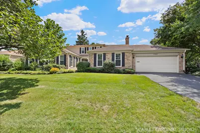 1040 Creekside Drive, Wheaton, IL 60189 - Photo 1