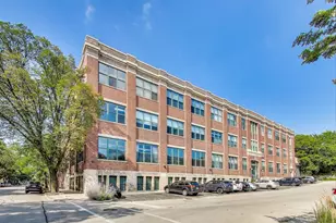 601 Linden Pl, Evanston, IL 60202 - Photo 1