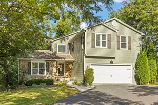 800 N Ashbury Ave, Bolingbrook, IL 60440 - Photo 1