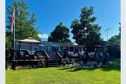 2795 E 28th St, Seneca, IL 61360 - Photo 1