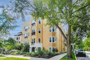 227 N Grove Ave, Oak Park, IL 60302 - Photo 1