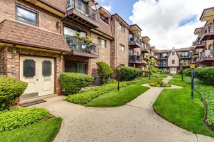 6453 N Northwest Hwy, Chicago, IL 60631 - Photo 1