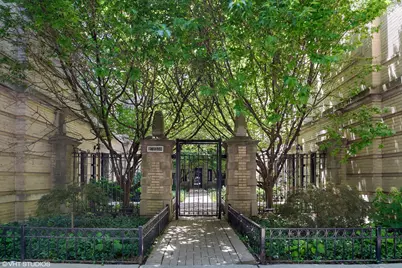 2724 N Pine Grove Avenue #1, Chicago, IL 60614 - Photo 1