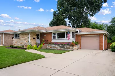 1302 W Campbell Street, Arlington Heights, IL 60005 - Photo 1