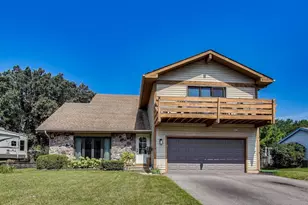 17474 W Hickory Ln, Grayslake, IL 60030 - Photo 1