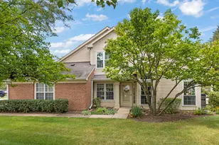 30W006 Willow Ln, Warrenville, IL 60555 - Photo 1