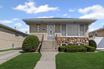 8344 W Catherine Avenue, Chicago, IL 60656 - Photo 1