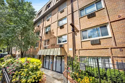 900 W Fullerton Avenue #2J, Chicago, IL 60614 - Photo 1