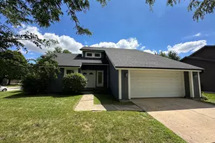 2075 Valley Creek Dr, Elgin, IL 60123 - Photo 1