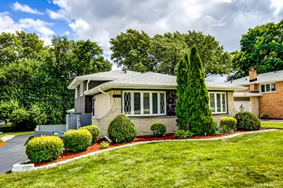 11601 S Lawler Avenue, Alsip, IL 60803 - Photo 1