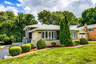 11601 S Lawler Ave, Alsip, IL 60803 - Photo 1