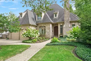 210 W Hickory St, Hinsdale, IL 60521 - Photo 1