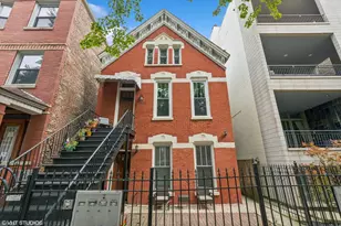 1025 N Wood St, Chicago, IL 60622 - Photo 1