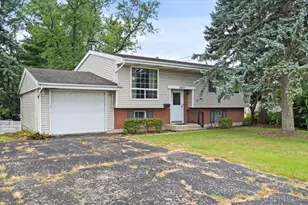 2807 75th St, Woodridge, IL 60517 - Photo 1