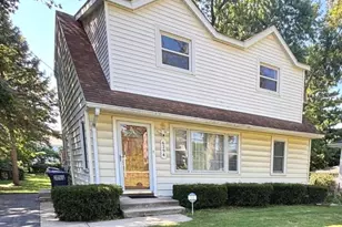 6294 Woodward Ave, Downers Grove, IL 60516 - Photo 1