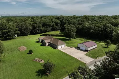 1903 N 1400th Avenue, Camp Point, IL 62320 - Photo 1