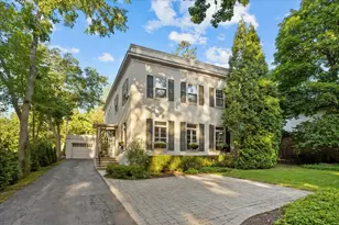 383 Washington Rd, Lake Forest, IL 60045 - Photo 1