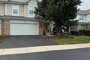 2345 Foxmoor Ln, Aurora, IL 60502 - Photo 1