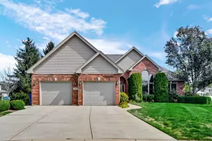 1527 Williams Ct, Crete, IL 60417 - Photo 1