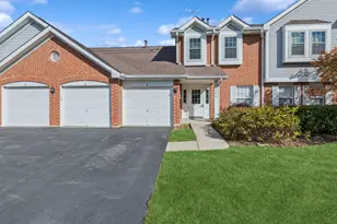 1240 Winfield Ct, Roselle, IL 60172 - Photo 1