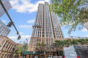 1250 S Michigan Ave, Chicago, IL 60605 - Photo 1