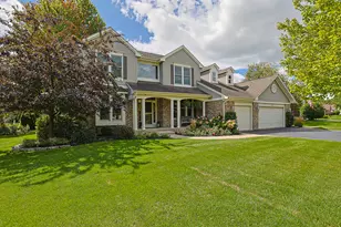 1205 Alexandra Blvd, Crystal Lake, IL 60014 - Photo 1