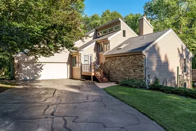 8383 E Crockett Road, Roscoe, IL 61073 - Photo 1