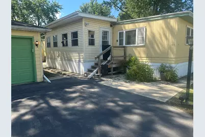 11 Aqueduct Drive, Diamond, IL 60416 - Photo 1