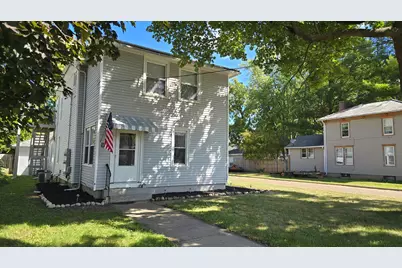 1102 Illinois Avenue, Ottawa, IL 61350 - Photo 1