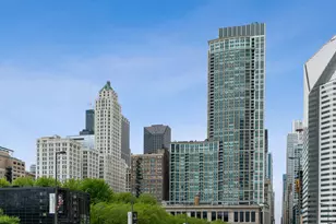 130 N Garland Ct, Chicago, IL 60602 - Photo 1