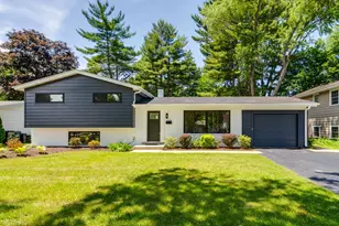 222 S Maple St, Palatine, IL 60067 - Photo 1