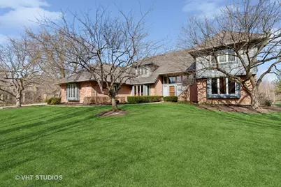 1512 Sunnyview Road, Libertyville, IL 60048 - Photo 1