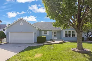 1801 Chestnut Hill Rd, Plainfield, IL 60586 - Photo 1