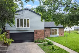 626 S 14th Ave, Maywood, IL 60153 - Photo 1