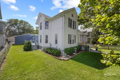 417 Marion Avenue, Aurora, IL 60505 - Photo 1
