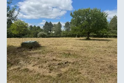 8 Rebecca Lane, Clifton, IL 61727 - Photo 1