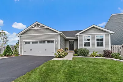 804 E Garfield Street, Waterman, IL 60556 - Photo 1