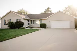 3125 Carrie St, Peru, IL 61354 - Photo 1