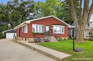 3616 Grand Ave, McHenry, IL 60050 - Photo 1