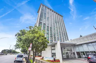 3600 N Lake Shore Dr, Chicago, IL 60613 - Photo 1