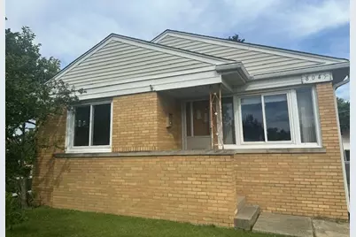 8045 N Ozanam Avenue, Niles, IL 60714 - Photo 1