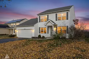 10828 Braemar Pkwy, Huntley, IL 60142 - Photo 1