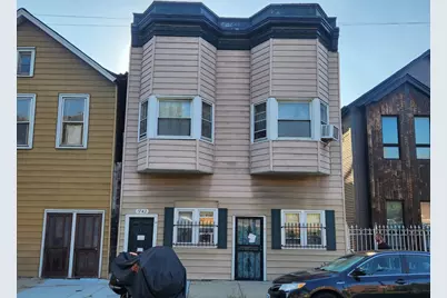 1742 N California Avenue, Chicago, IL 60647 - Photo 1