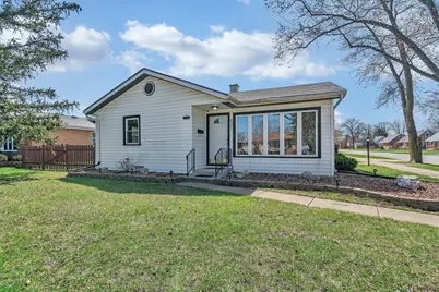 8201 Melvina Avenue, Burbank, IL 60459 - Photo 1
