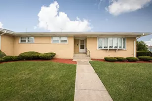 8560 W Winona St, Chicago, IL 60656 - Photo 1